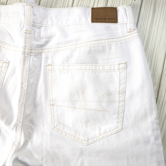 American Eagle Outfitters Pleated Mom Jeans in Soft White Size 10 Regular NWT - Picture 10 of 15